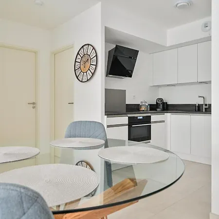 T2 Neuf A4 Rdj-piscine-acces Direct Plages Et Centre Village- * Saint-Cyr-sur-Mer